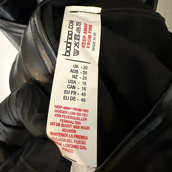 💝Boohoo NWT Faux Leather Black Wrap Around Dress Women's Size 16 - Picture 6 of 7